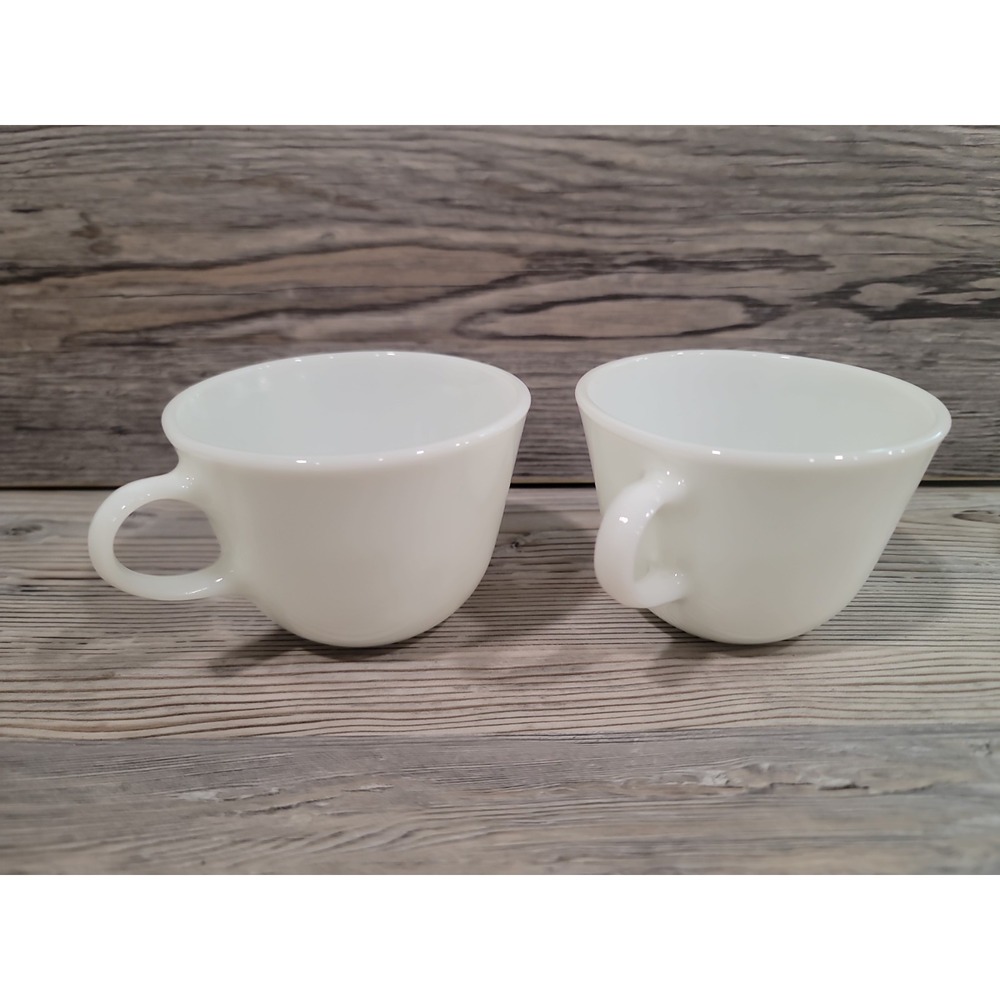 Set Of 7 Vintage Pyrex White Milk Glass Coffee Tea Cups Mugs Made In USA 8 Oz